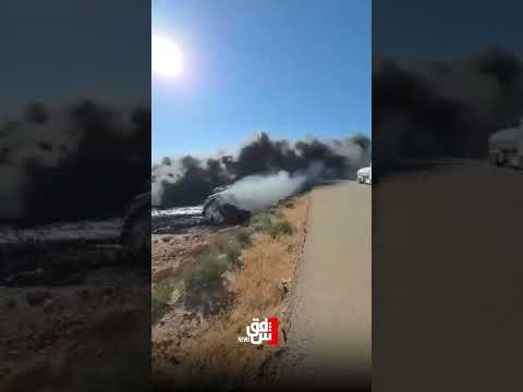 انقلاب صهريج محمّل بالنفط العراقي على الطريق الواصل بين مدينتي حمص والتنف في البادية السورية