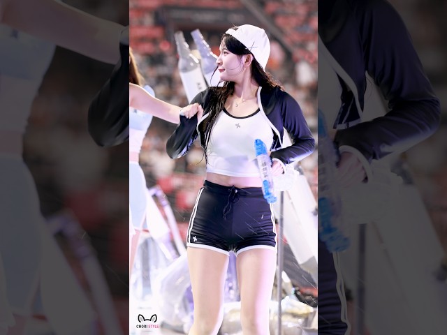 '겁이 많은 사람' 권가영 치어리더(Kwon Gayoung) #Ktwiz #워터페스티벌 #260802 #치어리더 #권가영