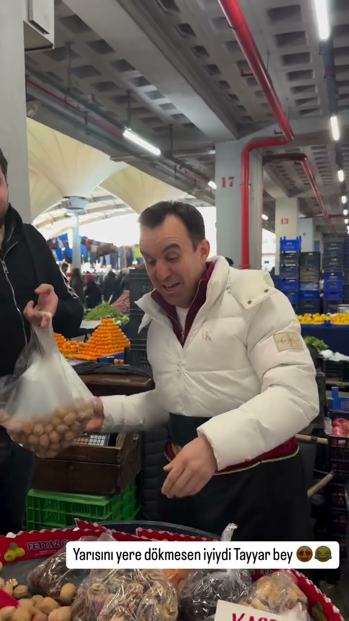 Yarısını yere dökmesen iyiydi Tayyar bey ??