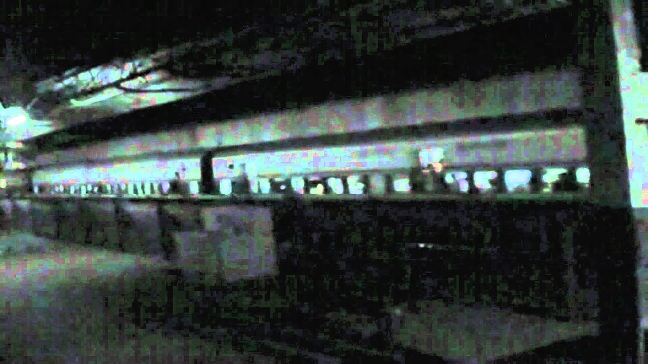 Mumbai Duronto - Coupling with WAP4 & WCAM leaving us at Igatpuri