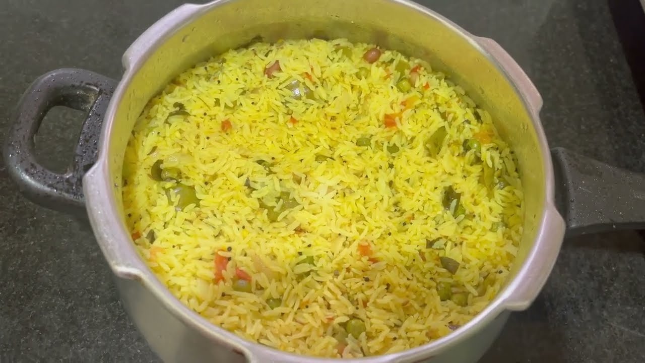 ಬೆಳಿಗ್ಗೆ Breakfast ಗೆ ಪರ್ಫೆಕ್ಟ್ - 10 Min ದಂಚಿತ್ರಾನ್ನ | Quick Dum Chitranna Kannada