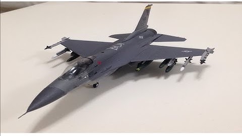 F-16 Fighting Falcon Timelapse Build - Tamiya/Italeri 1:72 Kit