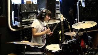 Елена Мигунова – The Rasmus – Livin' in a world without you drum coverПреподаватель Максим Гребенча