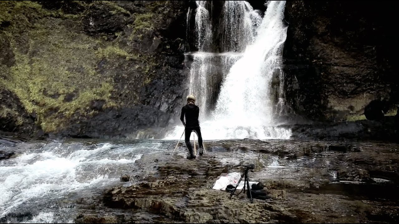 Watch Tröllafoss - Plein air painting on YouTube Watch Tröllafoss - Plein air painting on YouTube