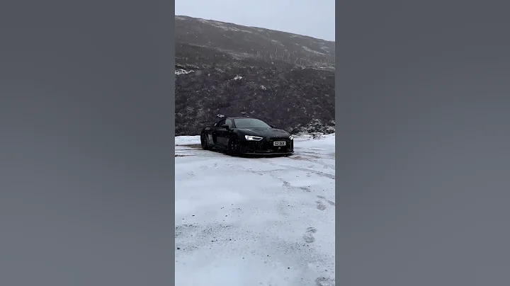 Black beauty Audi R8 V10+ 😍 RATE IT 1-10❗ Credit to owner: @r8_dux