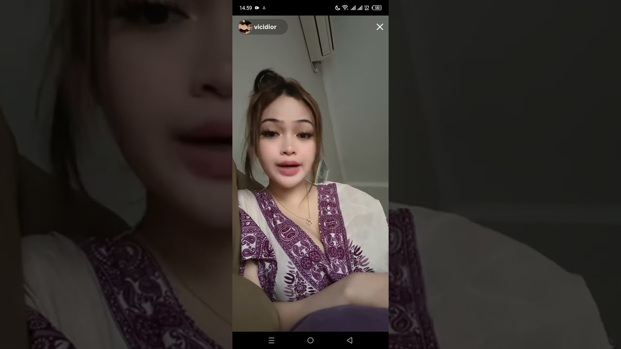 Vicidior Live Tiktok Hot No armor Kelihatan belahannya 💦🤤