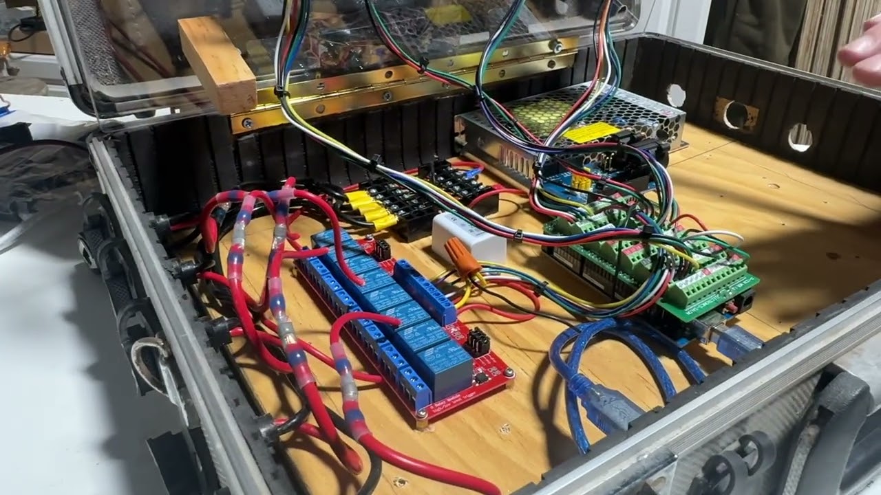 Flaming Carousel: Electronics Expert Eddie Farr