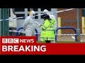 Essex Police: 39 people found dead in lorry container - BBC News