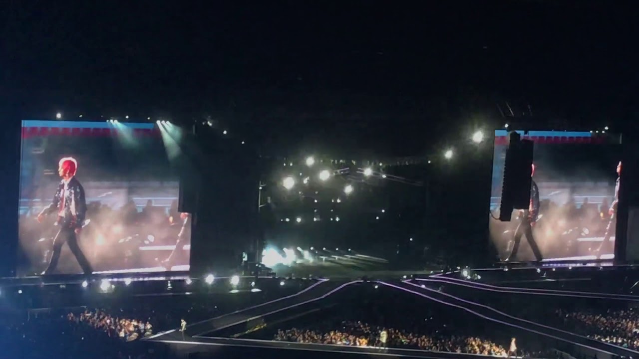 BTS Love Yourself In Seoul DAY1- Blood, Sweat & Tears & MIX