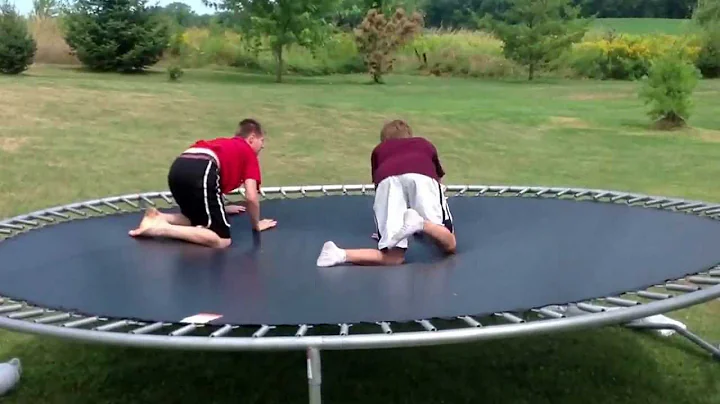 Trampoline show down (episode 1)