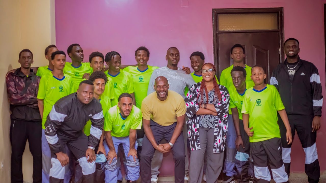 MINISTERI YA SPORTS YAHAYE IMPANURO ACADEMY MPUZAMAHANGA KAJYANYE ABANA BENSHI MU BUDAGE