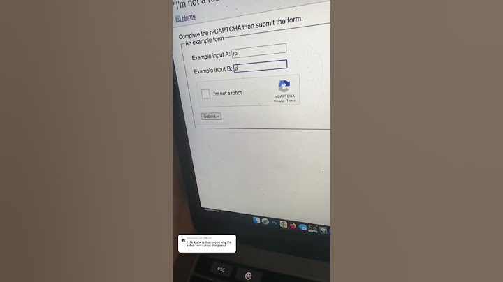 robot fails a recaptcha test **REAL FOOTAGE** #siri #shorts