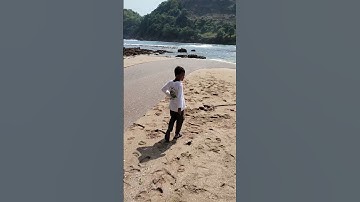 pantai pangi blitar