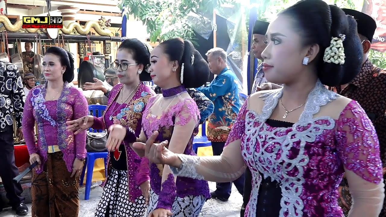 BEKSAN PENARI TAYUB MANUNGGAL LARAS