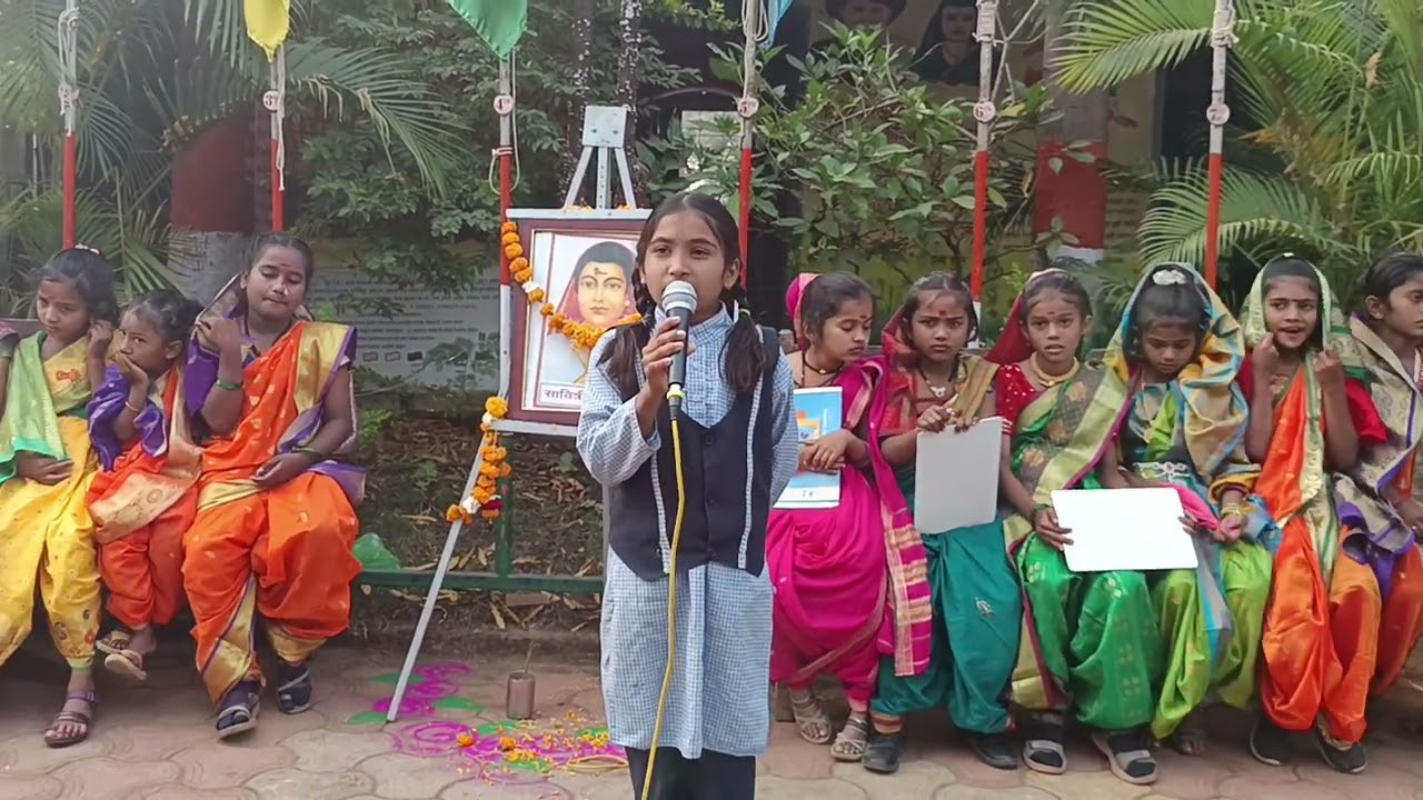 श्रावणी गाडेकर...वर्ग सहावा...सावित्रीबाई फुले जयंतीनिमित्त भाषण करत आहे 