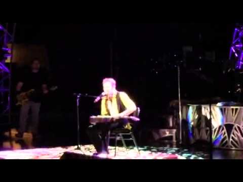 Van Halen - David Lee Roth - Ice Cream Man - Shoreline July 16th, 2015 ...