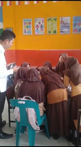 Pembelajaran menggunakan model problem based learning - YouTube