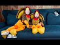 Seth’s Sons Dress Up as Turkeys to Celebrate Thanksgiving