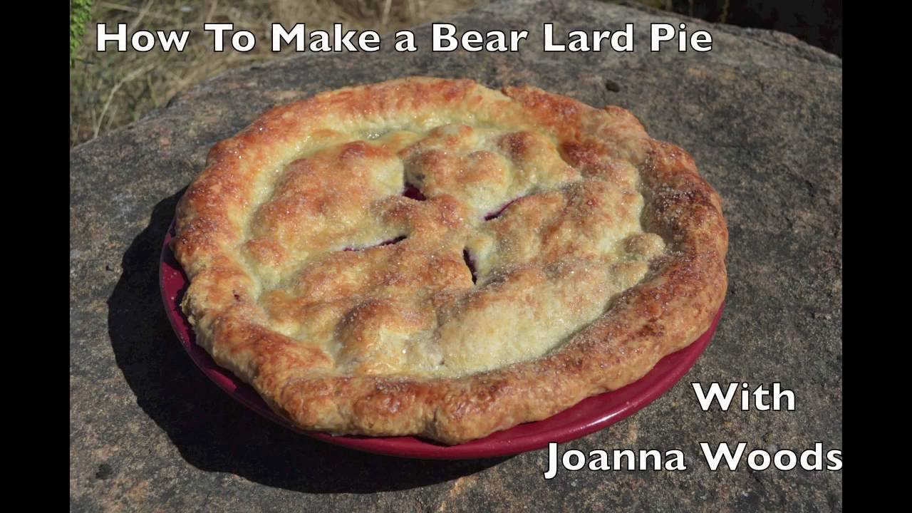 Bear Lard Pie Crust. How to make an Amazing Black Bear, Blackberry Pie