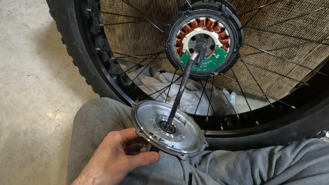 BAFANG G63 HUB MOTOR SURGERY! TEMP SENSOR INSTALL, GREASING. GREAT SUCCESS!