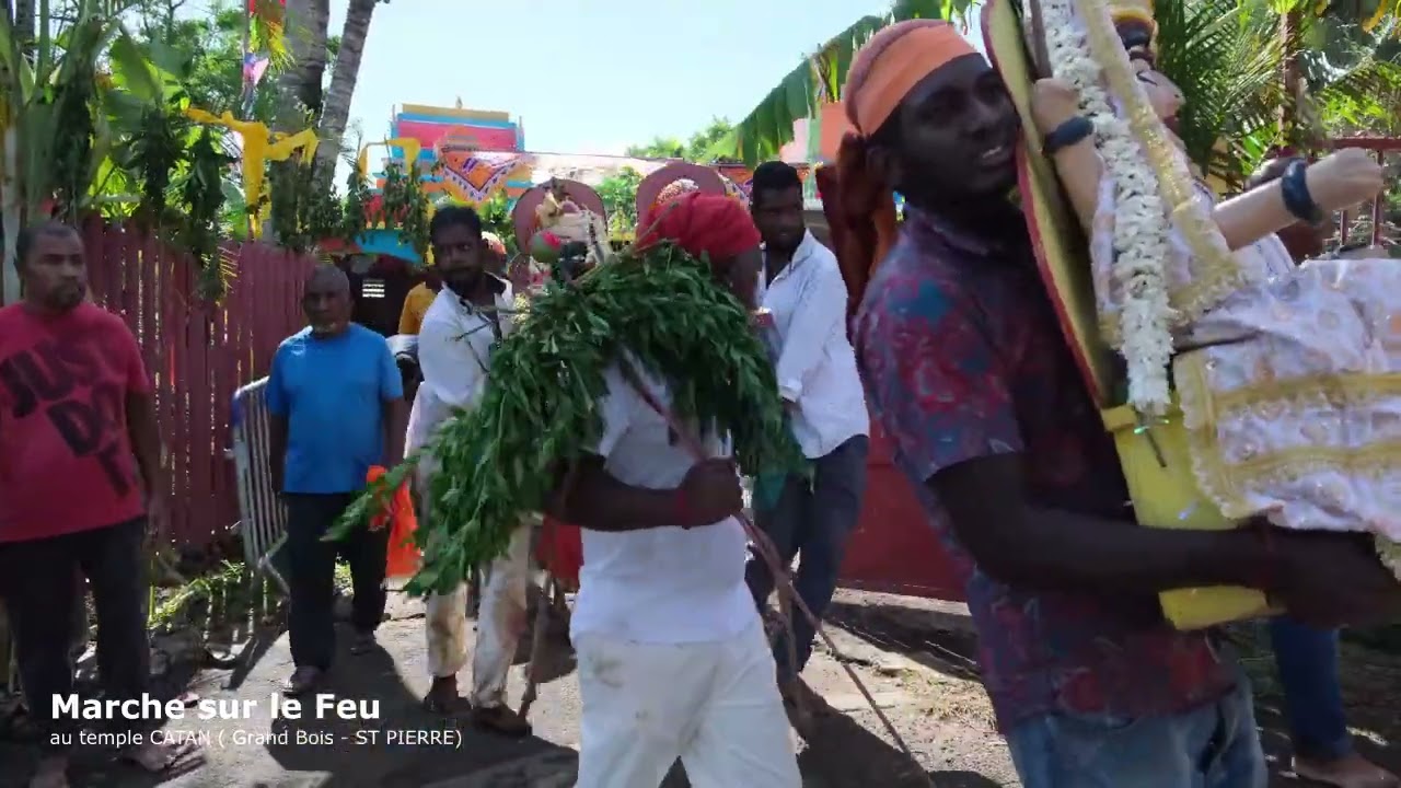 MARCHE SUR LE FEU  TEMPLE CATAN ST PIERRE - Sur KANAL AUSTRAL.TV