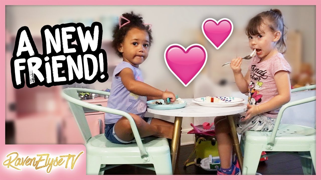 mommy vloggers YouTube Moms Hang Out + Ziya's New Friend! | MOM VLOG