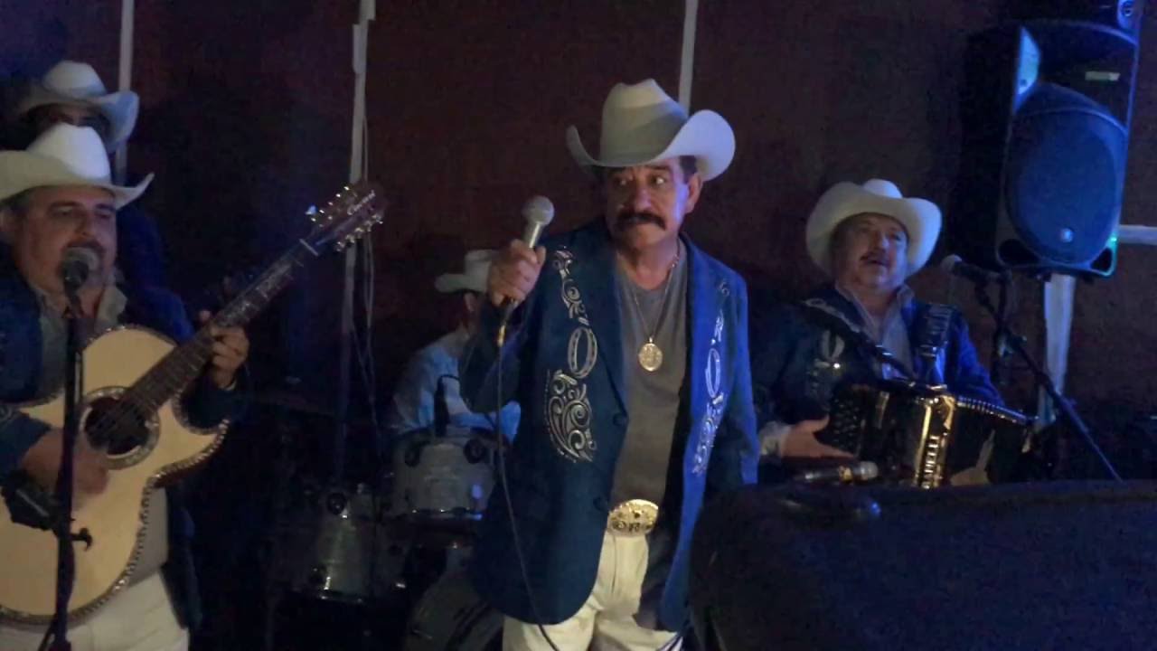 Amor a la Ligera, Castigame, El Jardinero y El Coco Lineas; Los Originales de San Juan (Live)