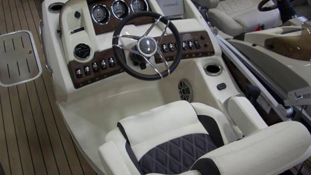 New 2016 Bennington 2575 QCW I/O Pontoon Boat For Sale in Lake Norman