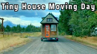 Tiny House Moving Day! Prep, Pit Stops & New Parking Spot