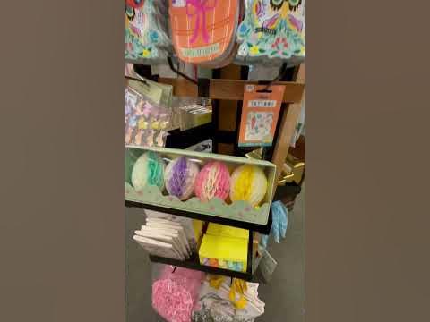 Barnes & Noble, Easter decorations - YouTube