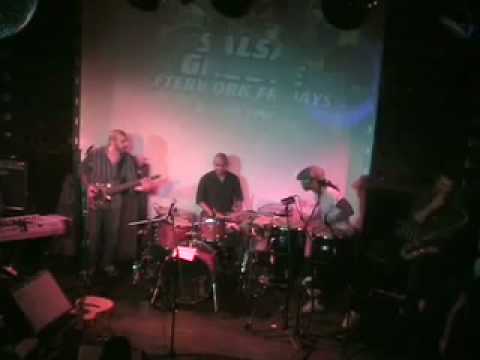 Pedrito Martinez perfoming with Elain at the Sobs 4