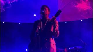 Kings of Leon - Split Screen (Live) 4K