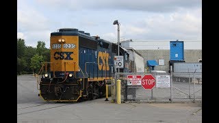 CSX GP40-2 #6235 Switching Teknor Apex Solo on B724!