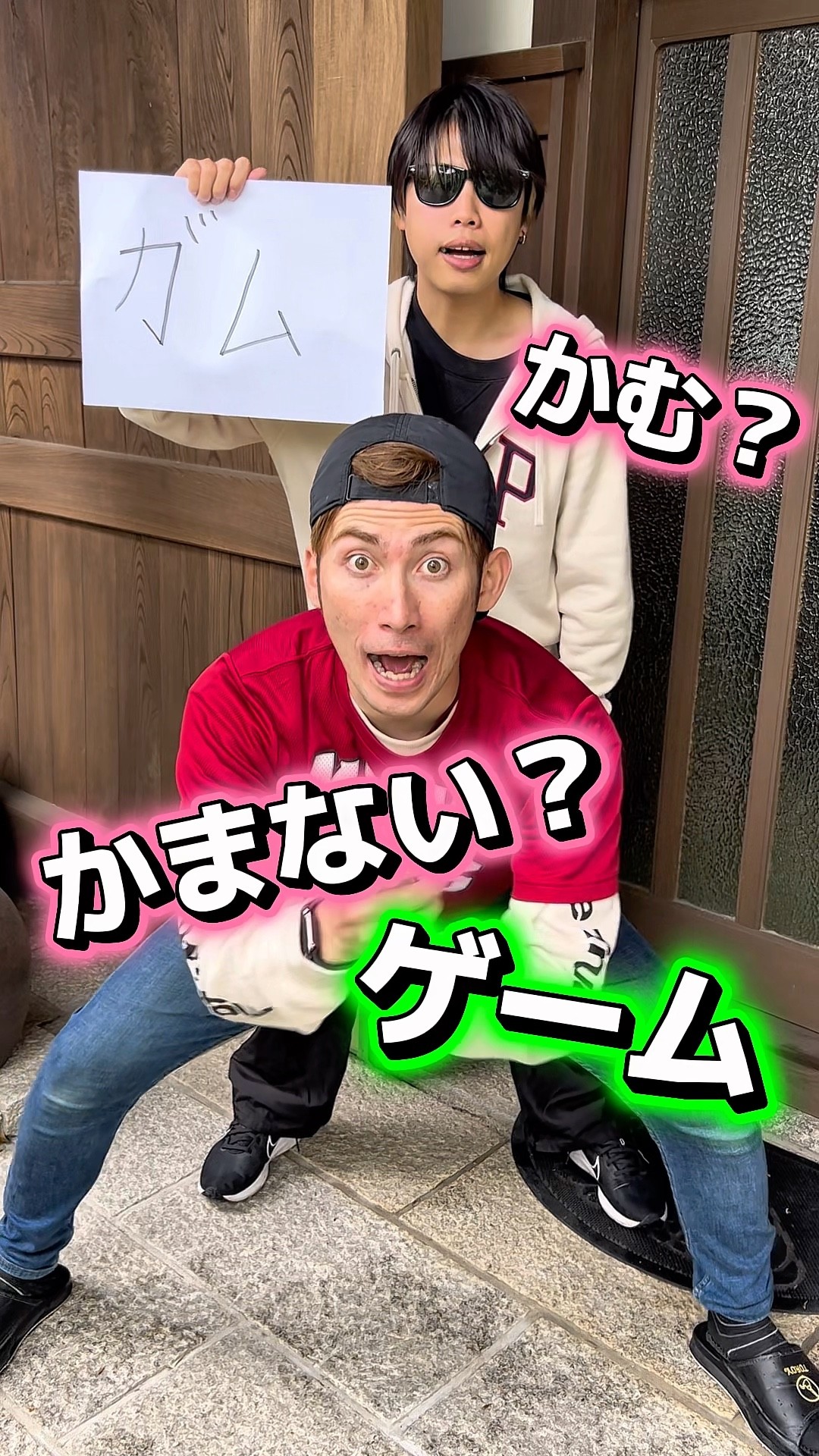 YouTube 銀の盾 ジェームズJ     JAMES J Amazon.co.jp: YouTube クリエイター アワード 金の盾 銀の盾 レプリカ
