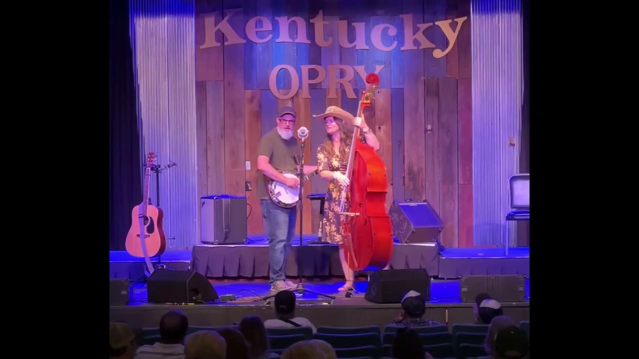 Guarda Foggy Mountain Breakdown & Cripple Creek - Brand New Box of Matches su YouTube Guarda Foggy Mountain Breakdown & Cripple Creek - Brand New Box of Matches su YouTube