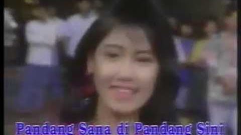 Cinta Bukan Sayur Asem (INE SINTHYA) Karya Muchtar B