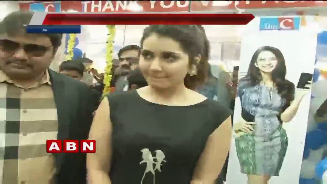 Gorgeous Raashi Khanna at the BigC's Store Launch in the Sacred place Tirupathi | BigC Mobiles