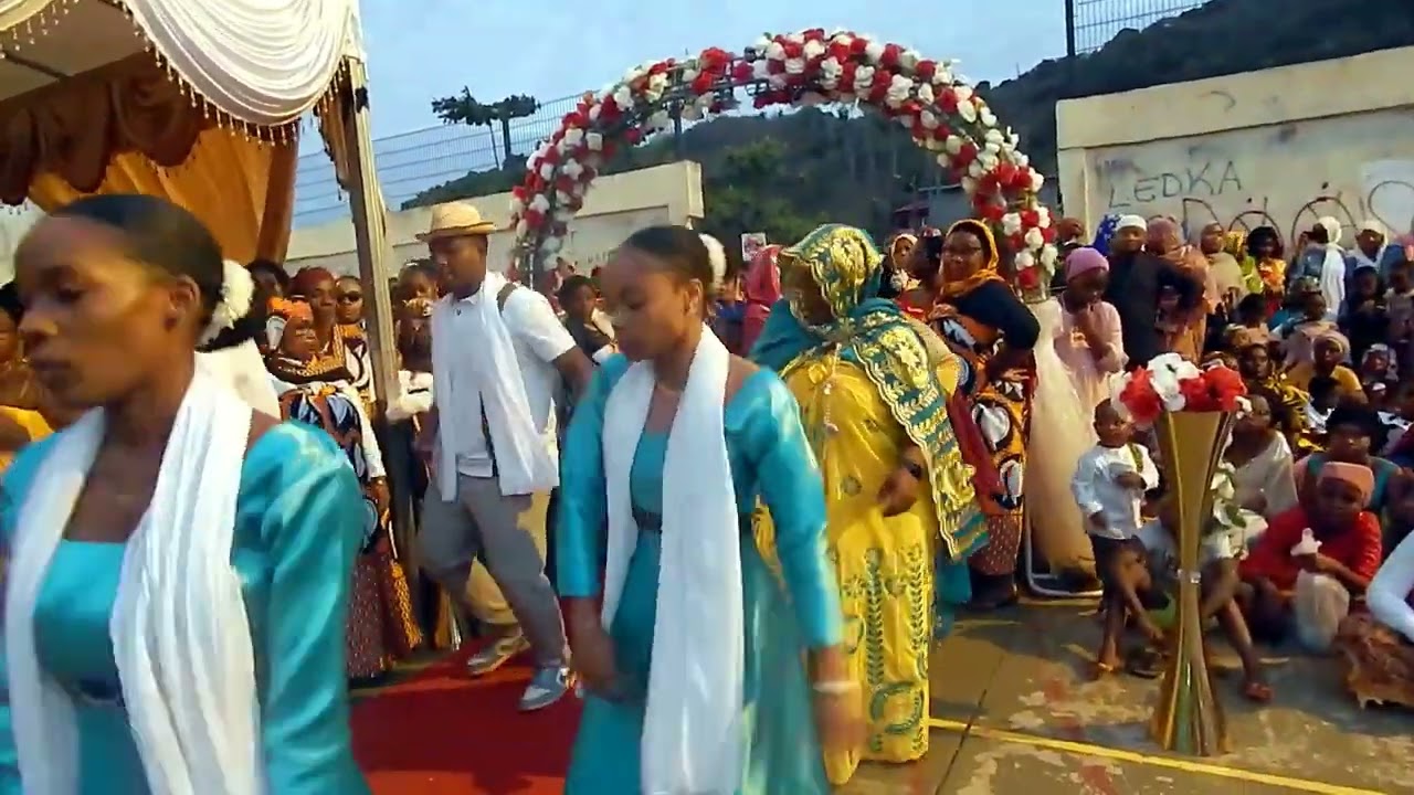 MANZARAKA partie 2       MOHAMOUKINE ET DAÏNA