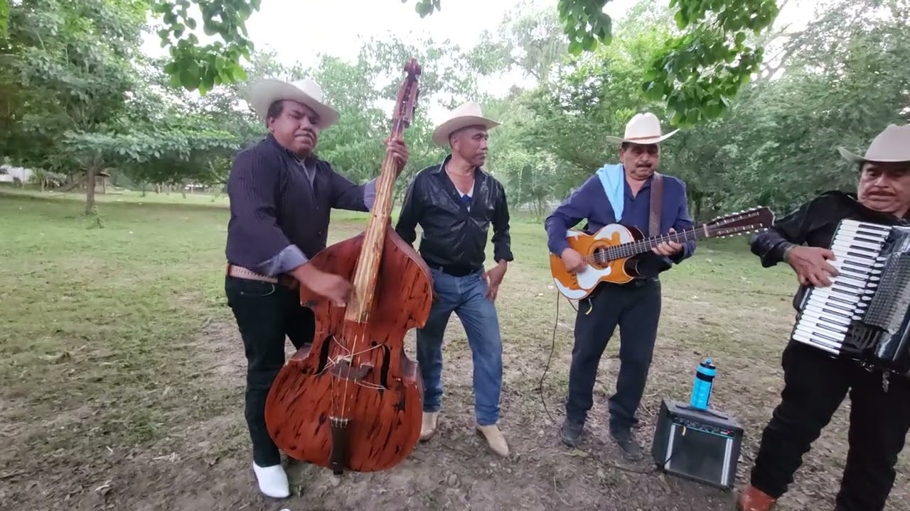 Los Ayones del Zapatero. Florecita Blanca