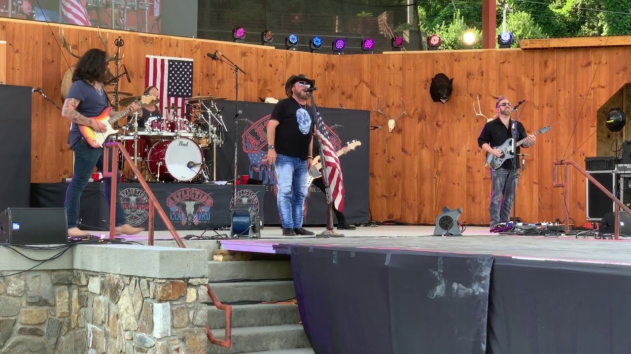 Colt Ford - Answer To No One  (Live)