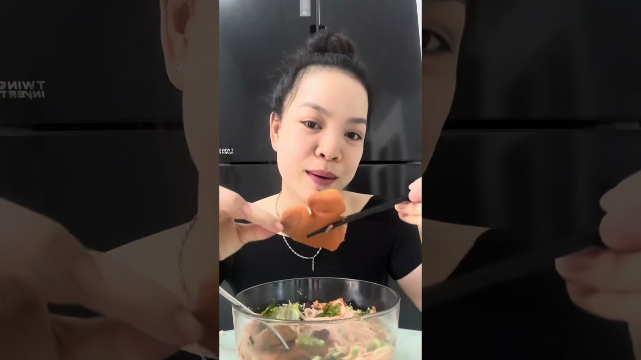 Bún riêu nè#mukbang #food #cônhật 