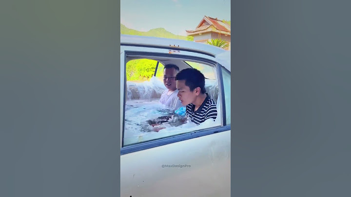 Would ride in a TAXI like this? What a bath tub 😂 (Animation meme) #shorts