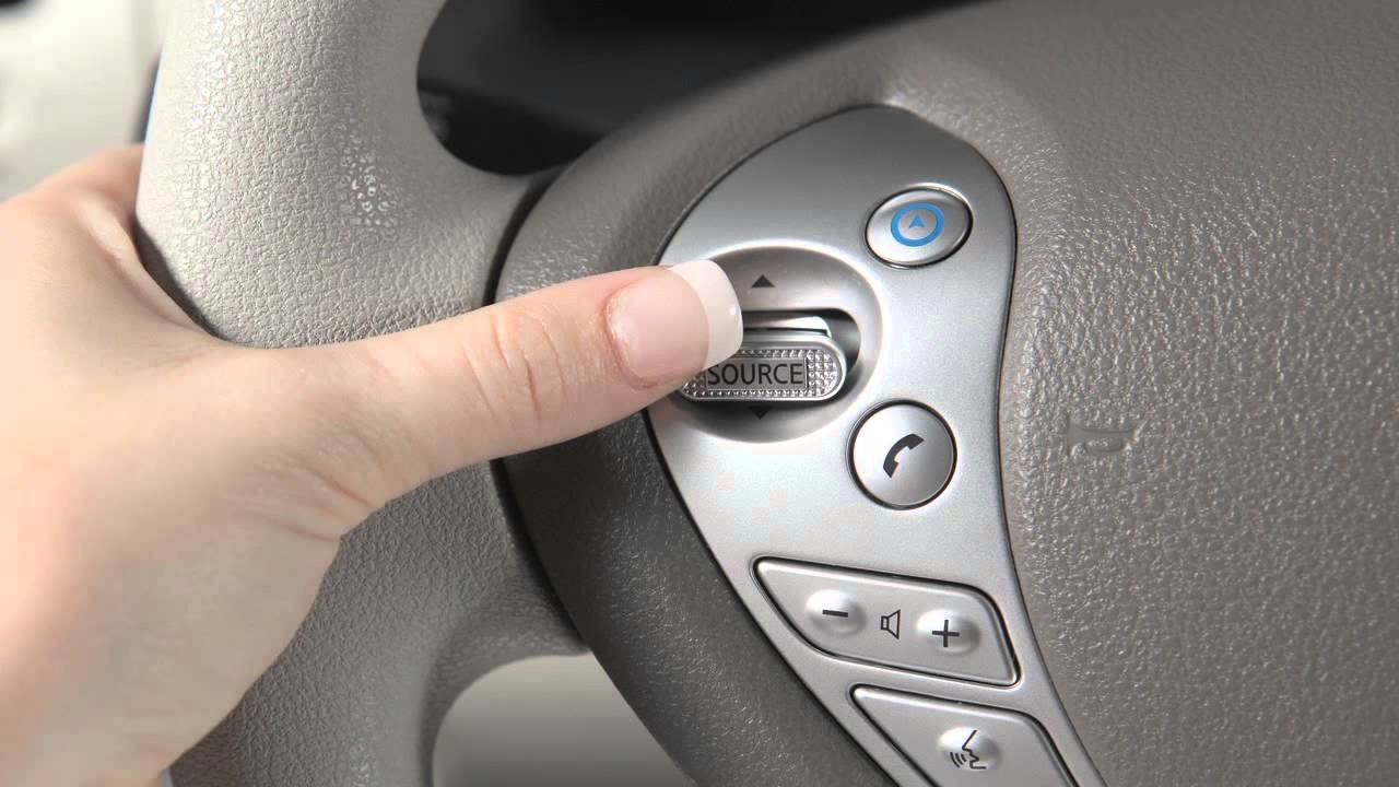 2013 Nissan LEAF - Steering Wheel Audio Controls - YouTube