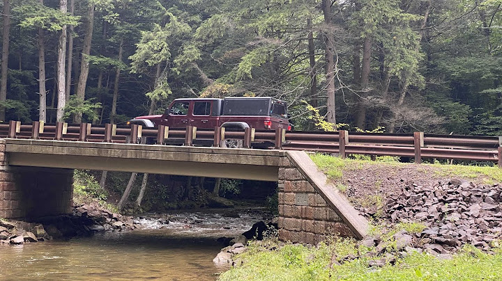 How many miles per gallon does a jeep gladiator get