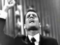 يسلملي الشعر الشايب حليم يغني لعبد الناصر