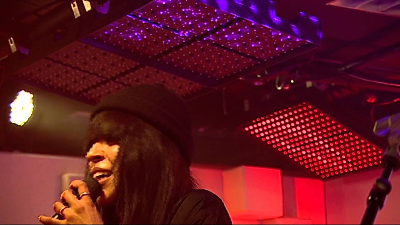 Loreen - My Heart Is Refusing Me (live in the Qube)