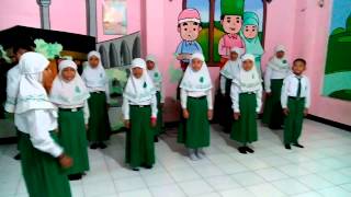 Video thumbnail of "Mars & Hymne Madrasah Ibtidaiyah"