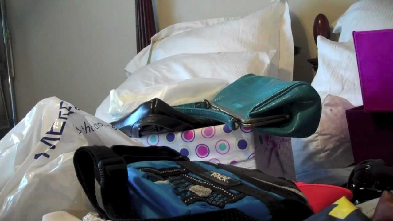 How to organize - Purses & Handbags - YouTube