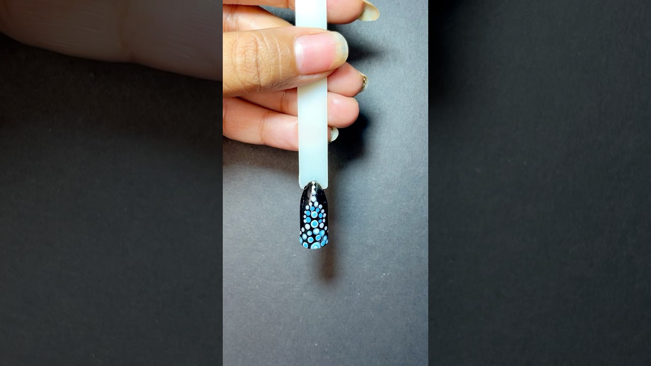 Easy mandala art nails 