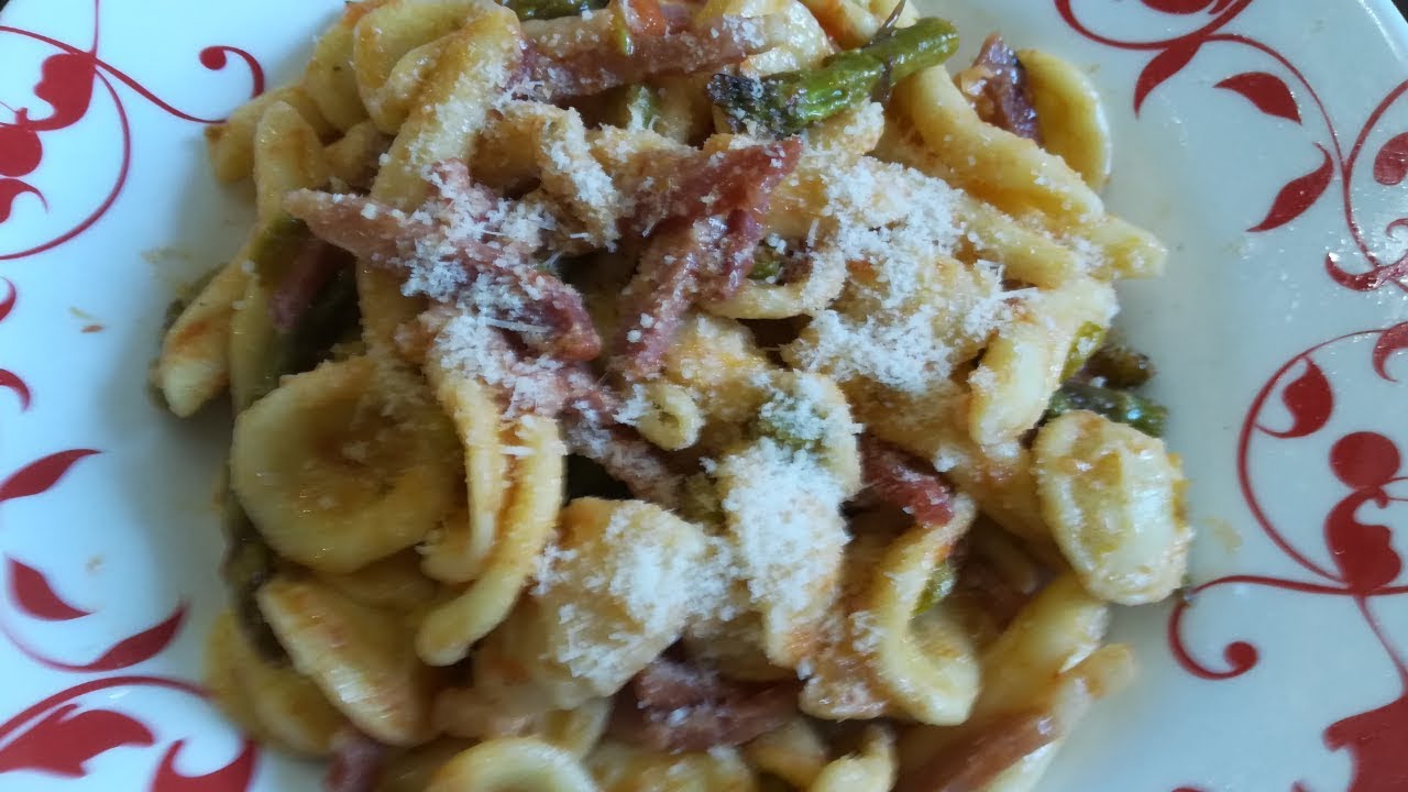 Maritati con asparagina, spek e pomodorini. Ricetta primaverile. Vino Albana di Romagna